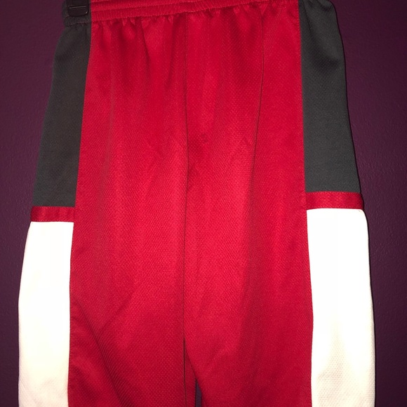 Jordan Basketball shorts - Picture 3 of 3